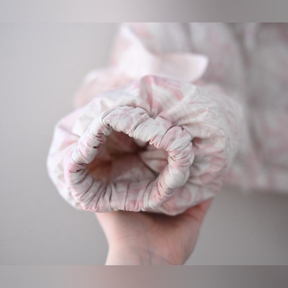 Selkie The Castle Pink Floral Marshmallow Puffer Womens Large Jacket- FreePeople - Picture 8 of 16